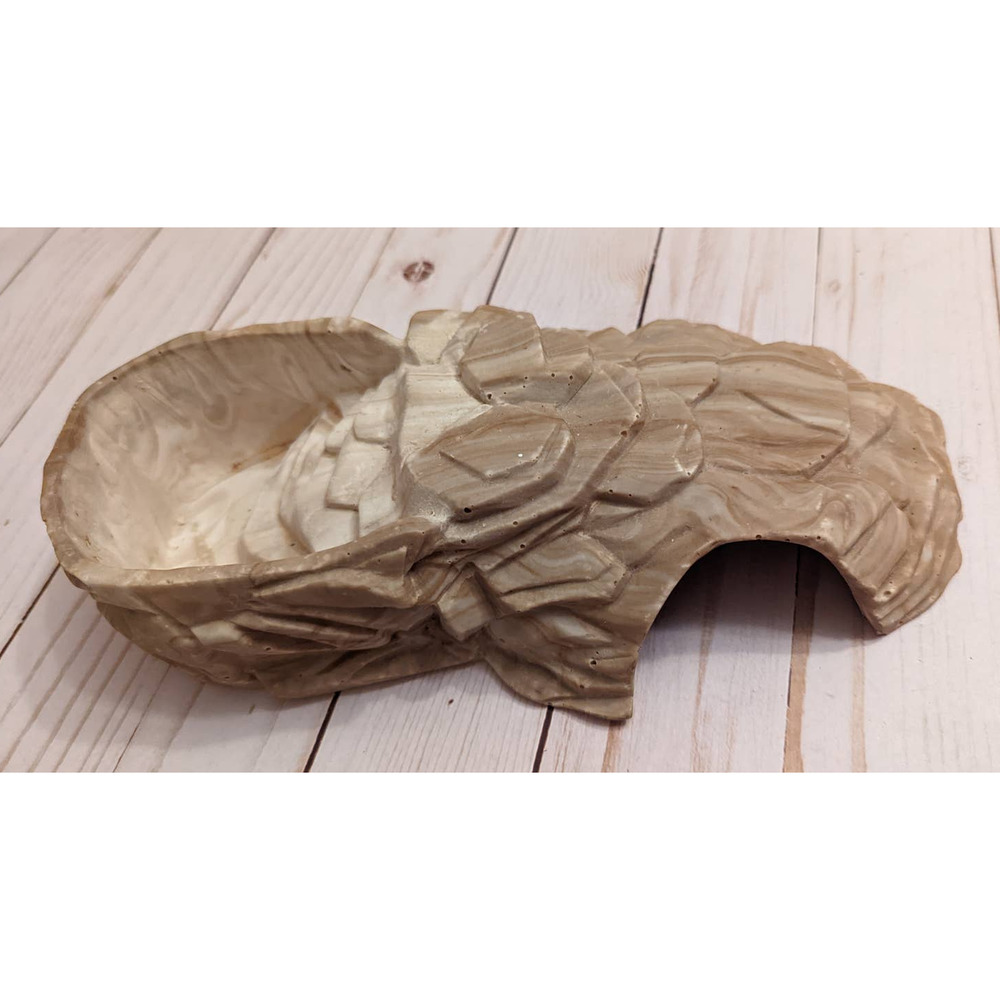 Small Pet Habitat/Platform